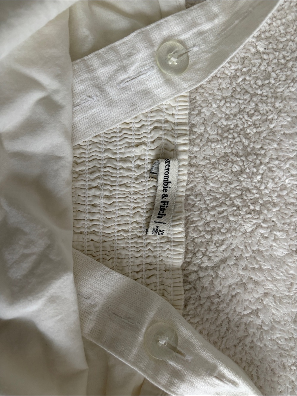 Abercrombie & Fitch Ivory Square-Neck Cropped Tank - Picture 2 of 3